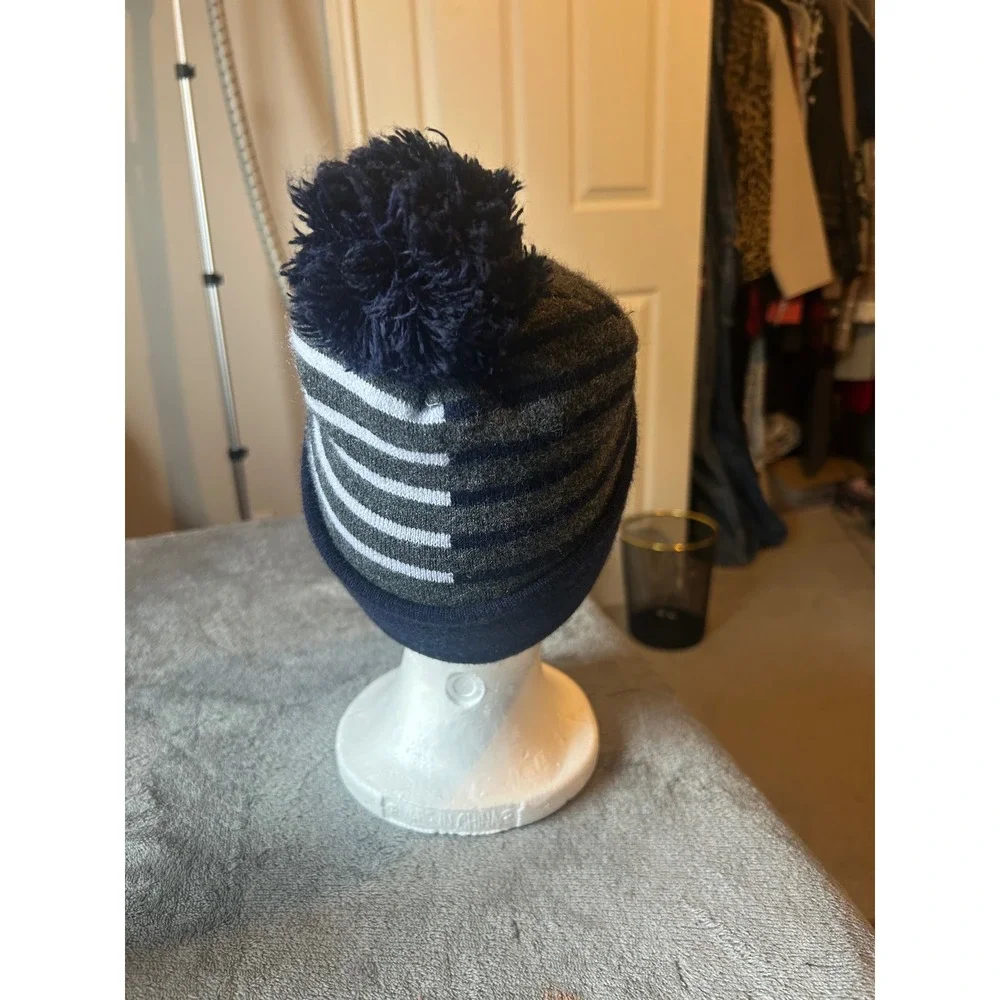 Detroit Lions Knit‎ Beanie Hat Pom Pom Navy Gold NFL Winter Size fits up to 22